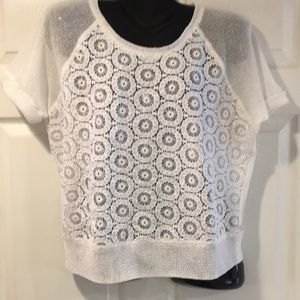Chico’s white mesh/embroidered short sleeve NWT